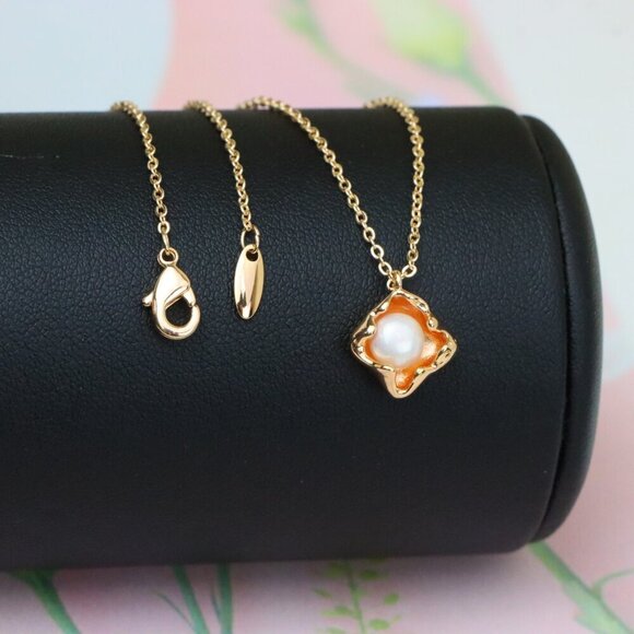 "Elegant Rose Gold Pearl Pendant Necklace for Women, XPNL1912 - Picture 6 of 13